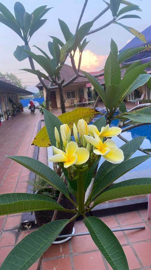 Hello Kampot Resort エクステリア 写真